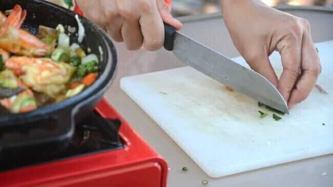Ling's Cooking Sprouting Fam Cutting Chilis